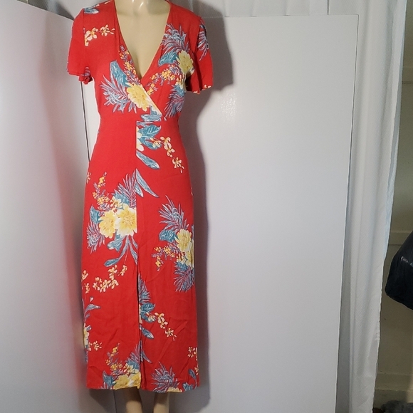 Leith Floral Print Maxi Red Dress Short Flutter Sleeves, Size S - Picture 2 of 11